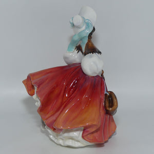 HN2117 Royal Doulton figurine Skater | Peggy Davies