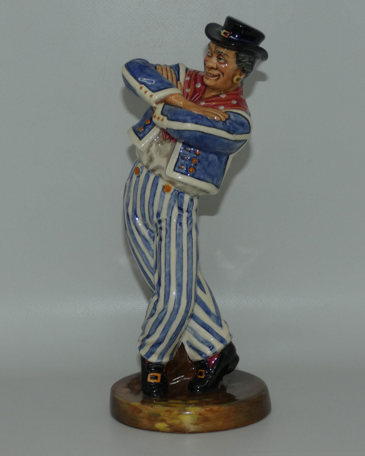 hn2161-royal-doulton-figure-the-hornpipe