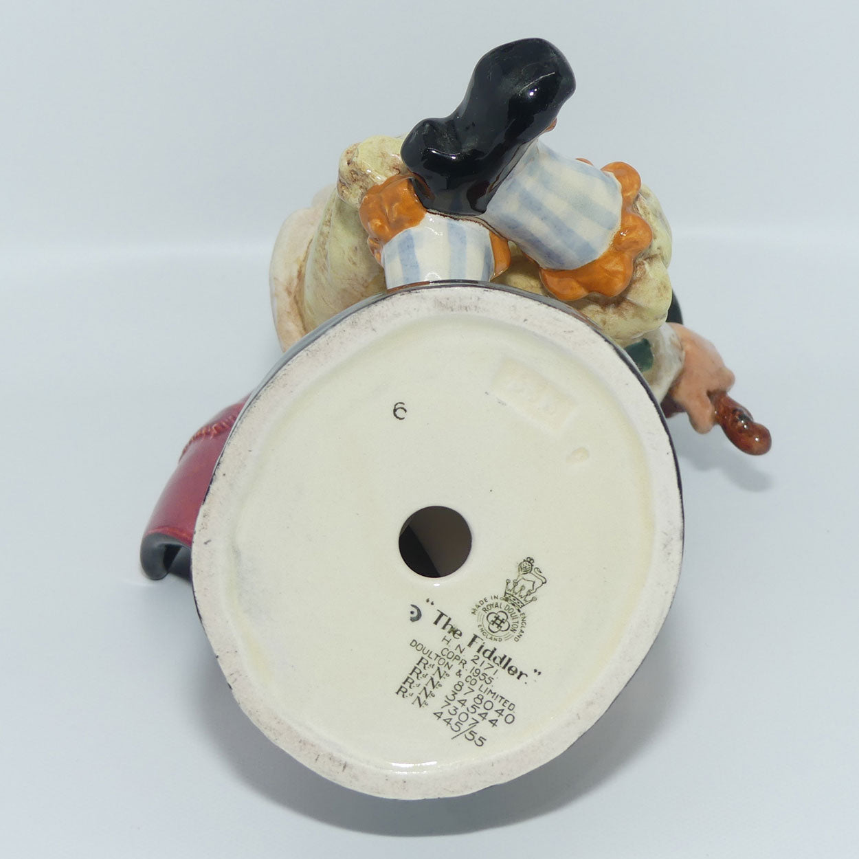 HN2171 Royal Doulton figure The Fiddler | Character Figures