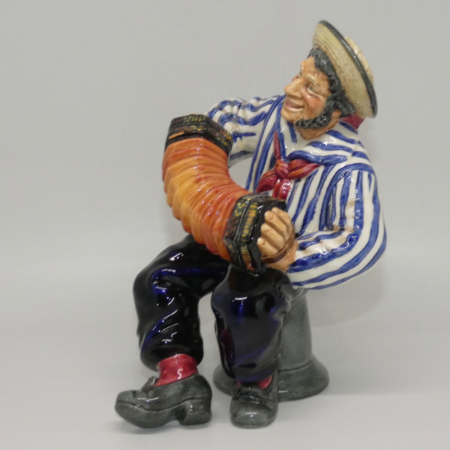 hn2172-royal-doulton-figure-jolly-sailor