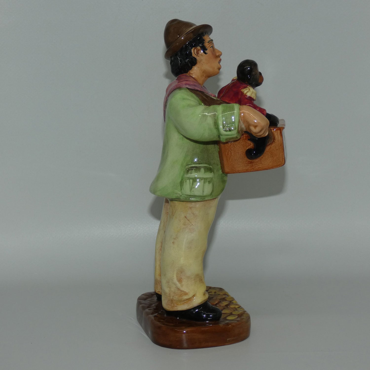 hn2173-royal-doulton-figure-the-organ-grinder