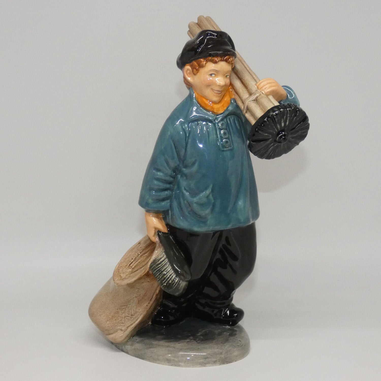 hn2205-royal-doulton-figure-master-sweep
