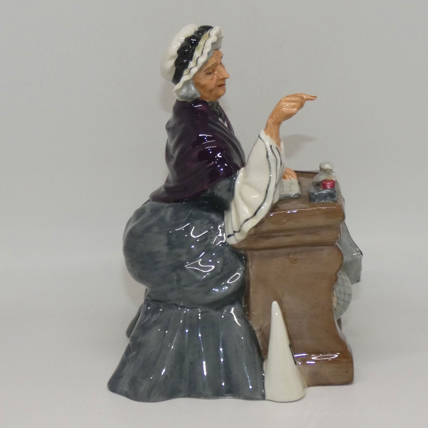hn2223-royal-doulton-figure-school-marm