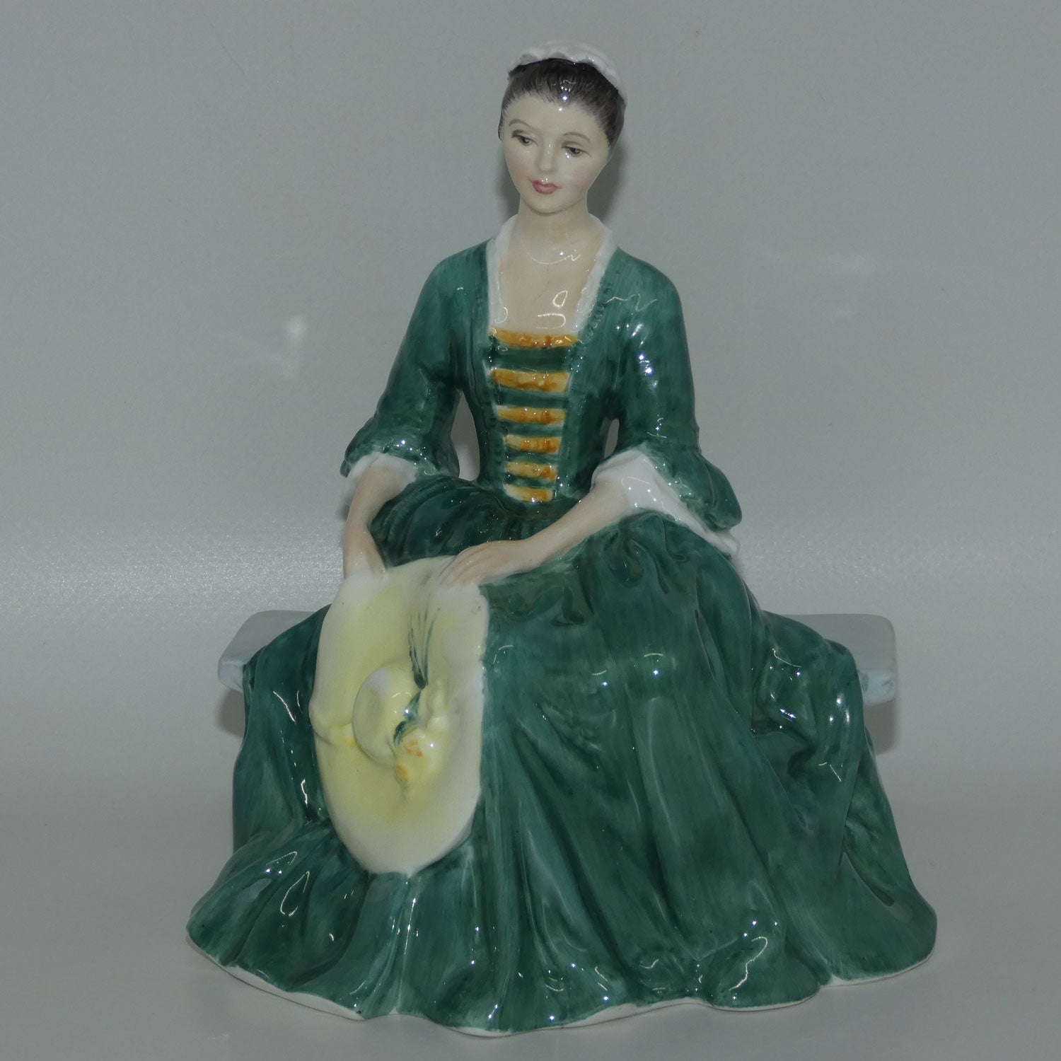 hn2228-royal-doulton-figure-lady-from-williamsburg