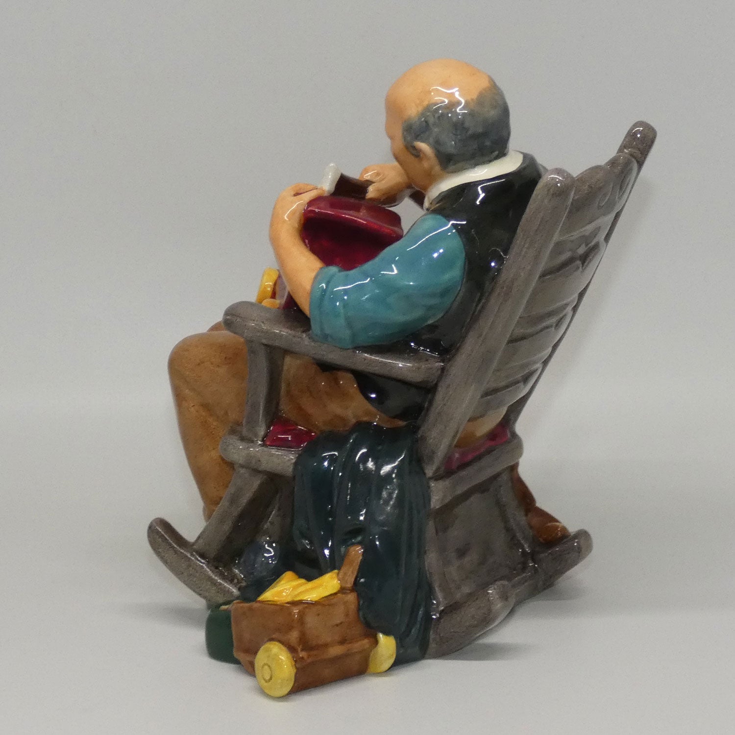 hn2250-royal-doulton-figure-the-toymaker