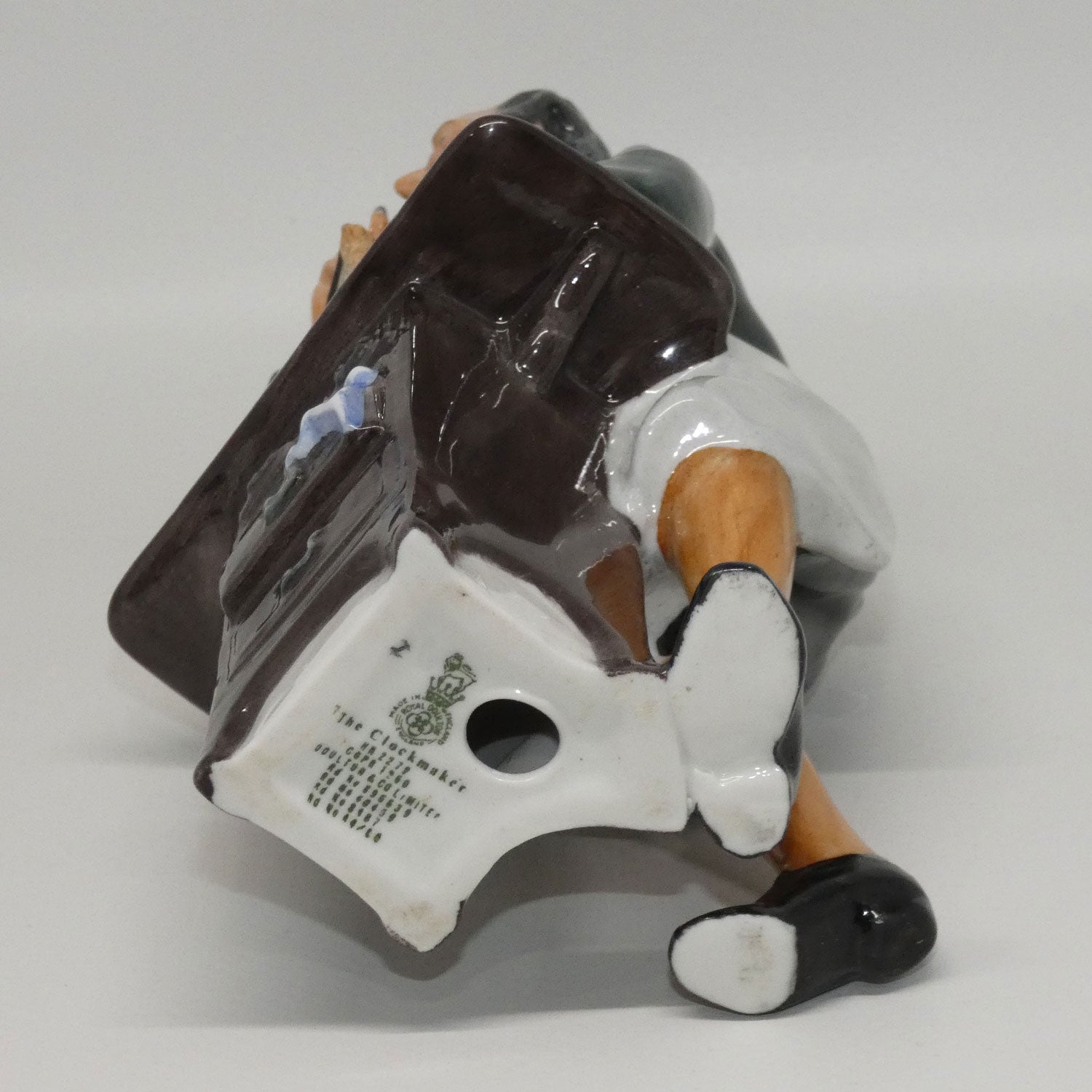 hn2279-royal-doulton-figure-the-clockmaker