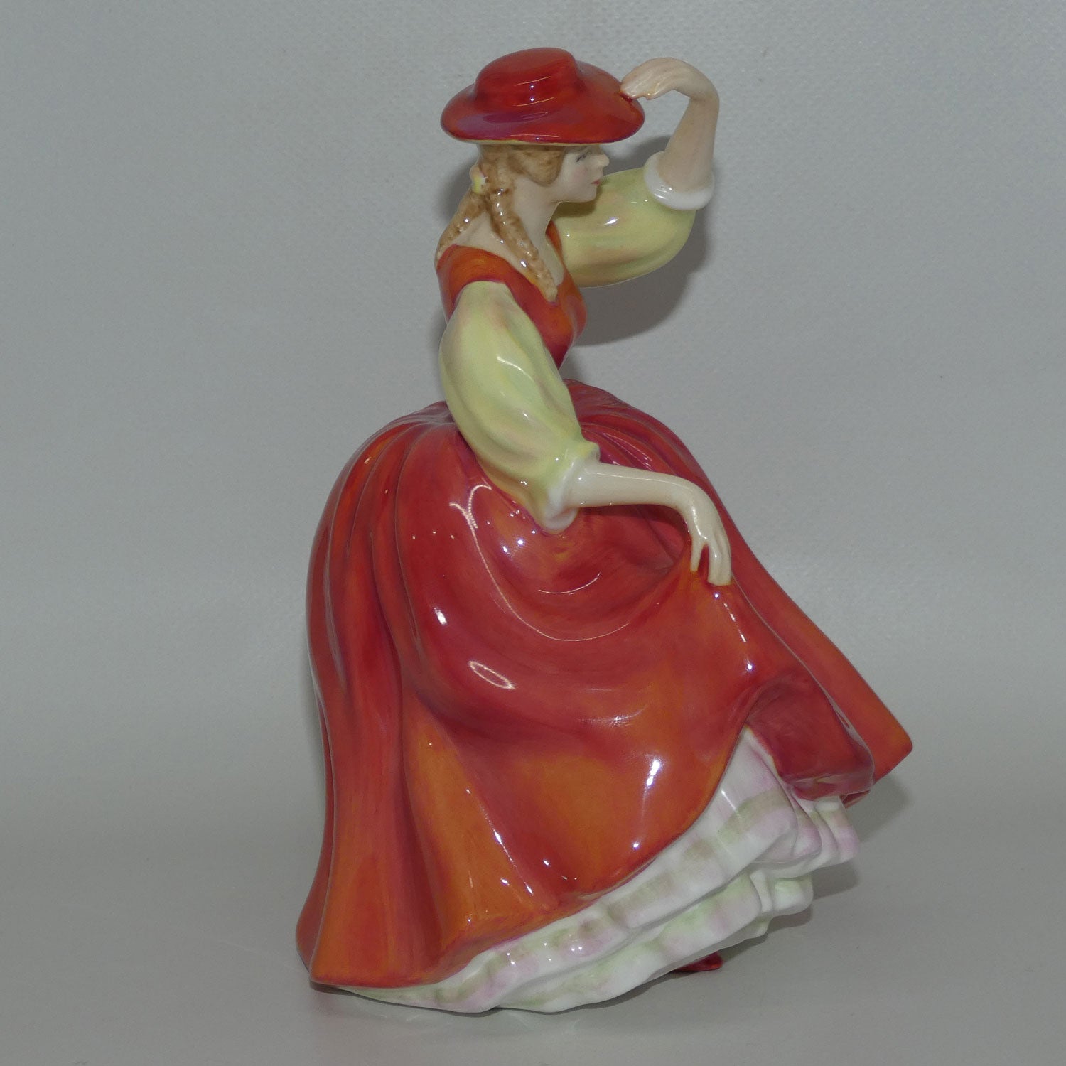 hn2399-royal-doulton-figure-buttercup-red