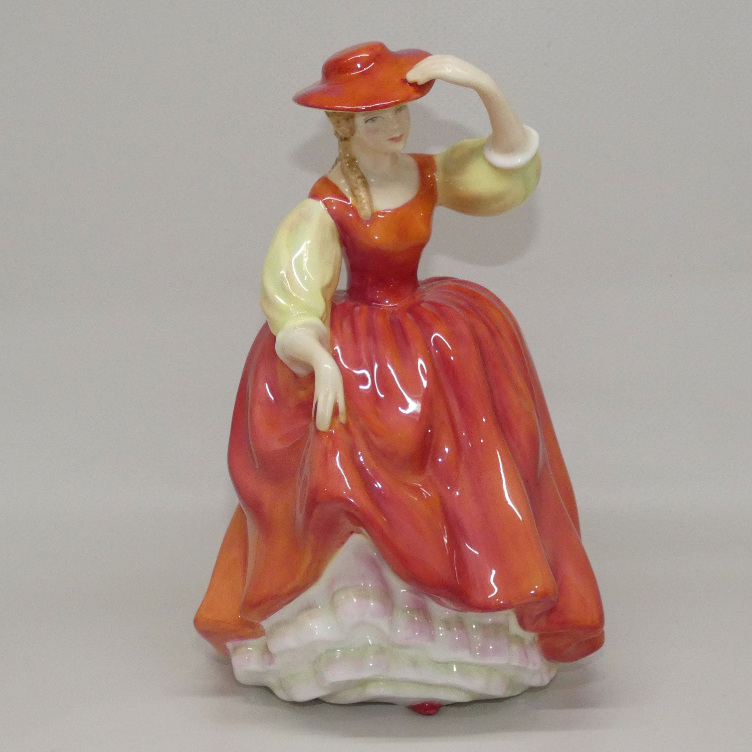 hn2399-royal-doulton-figure-buttercup-red