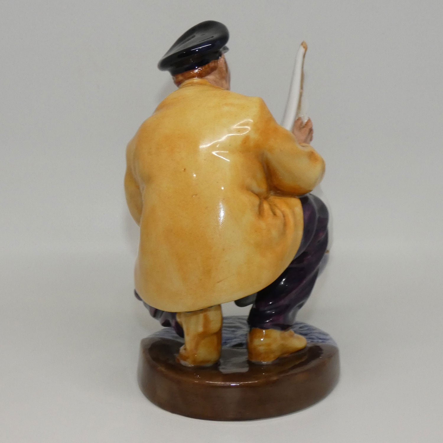 hn2442-royal-doulton-figure-sailors-holiday