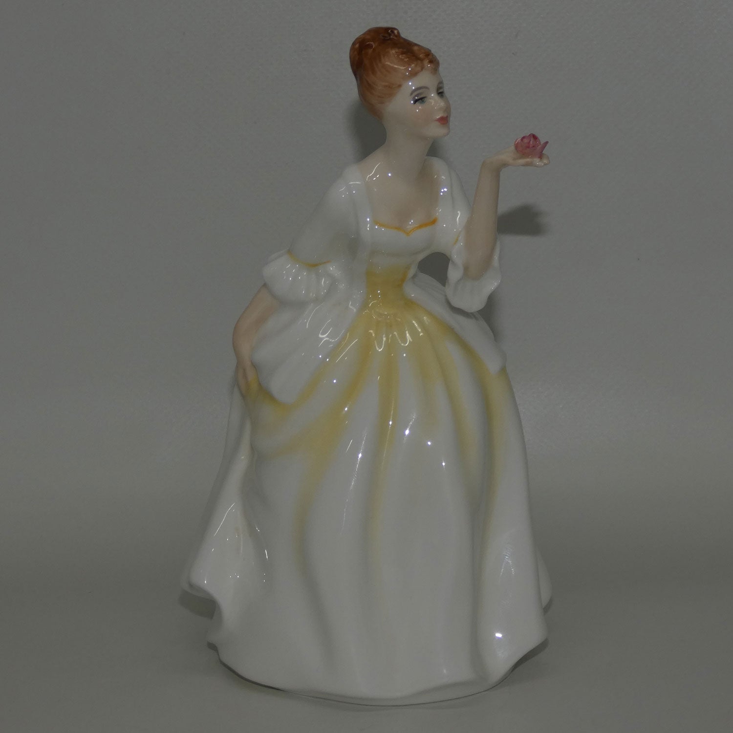 hn2460-royal-doulton-figure-flower-of-love