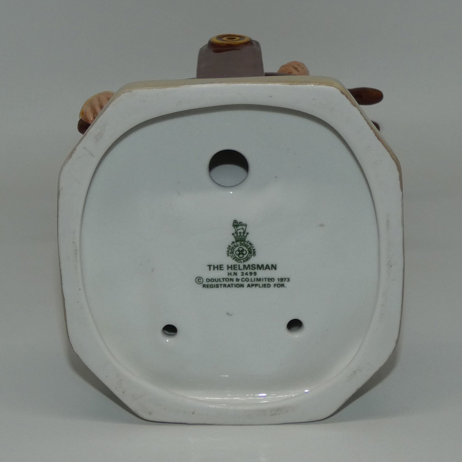 hn2488-royal-doulton-figure-helmsman