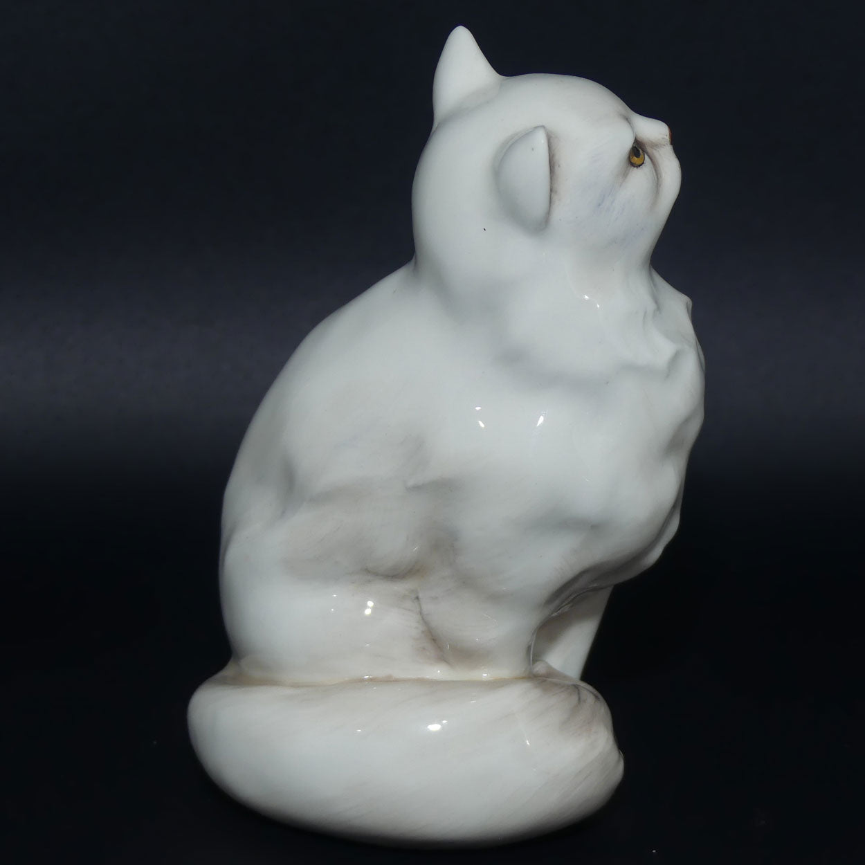 HN2539 Royal Doulton Persian Cat | White | Royal Doulton Animals