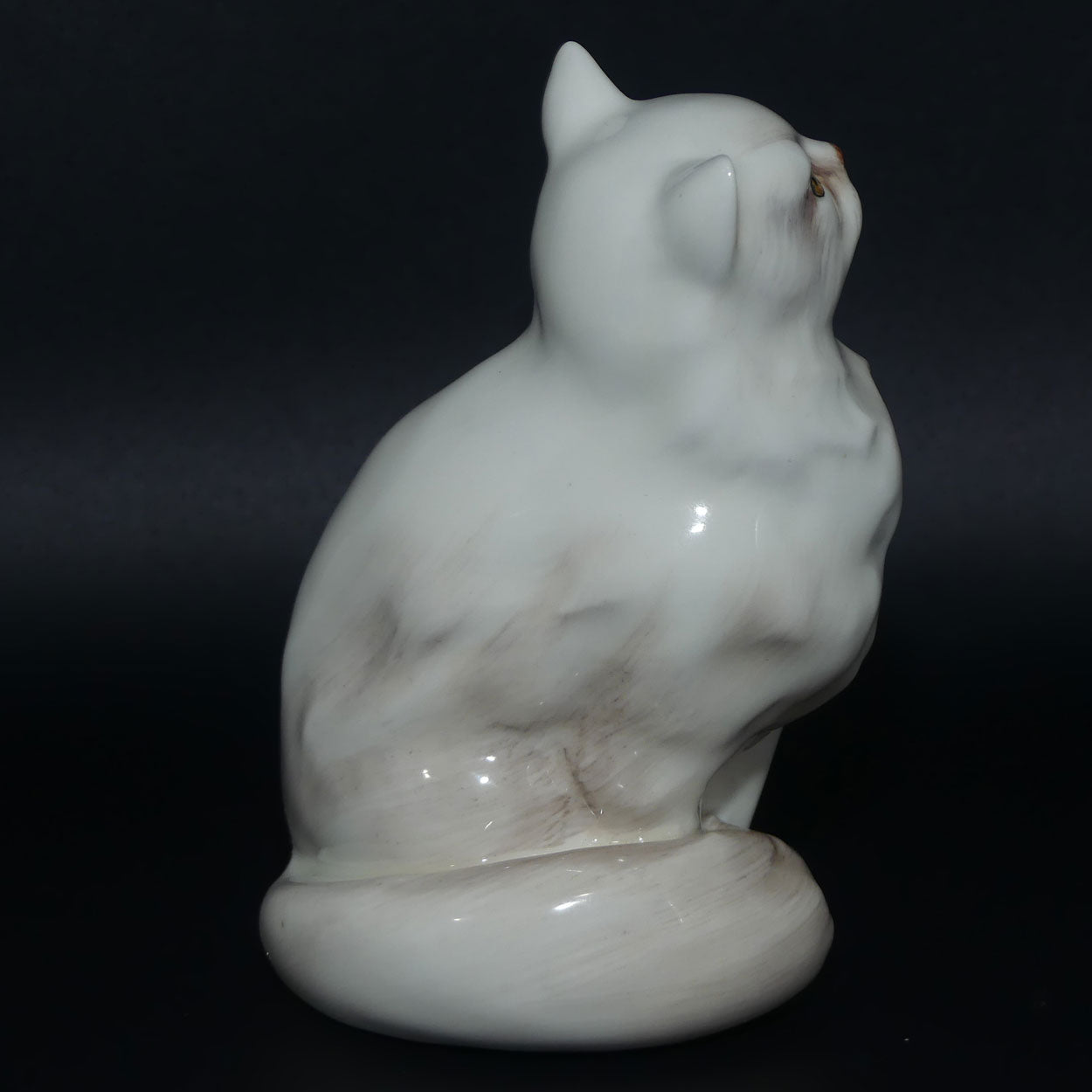 HN2539 Royal Doulton Persian Cat | White | Royal Doulton Animals