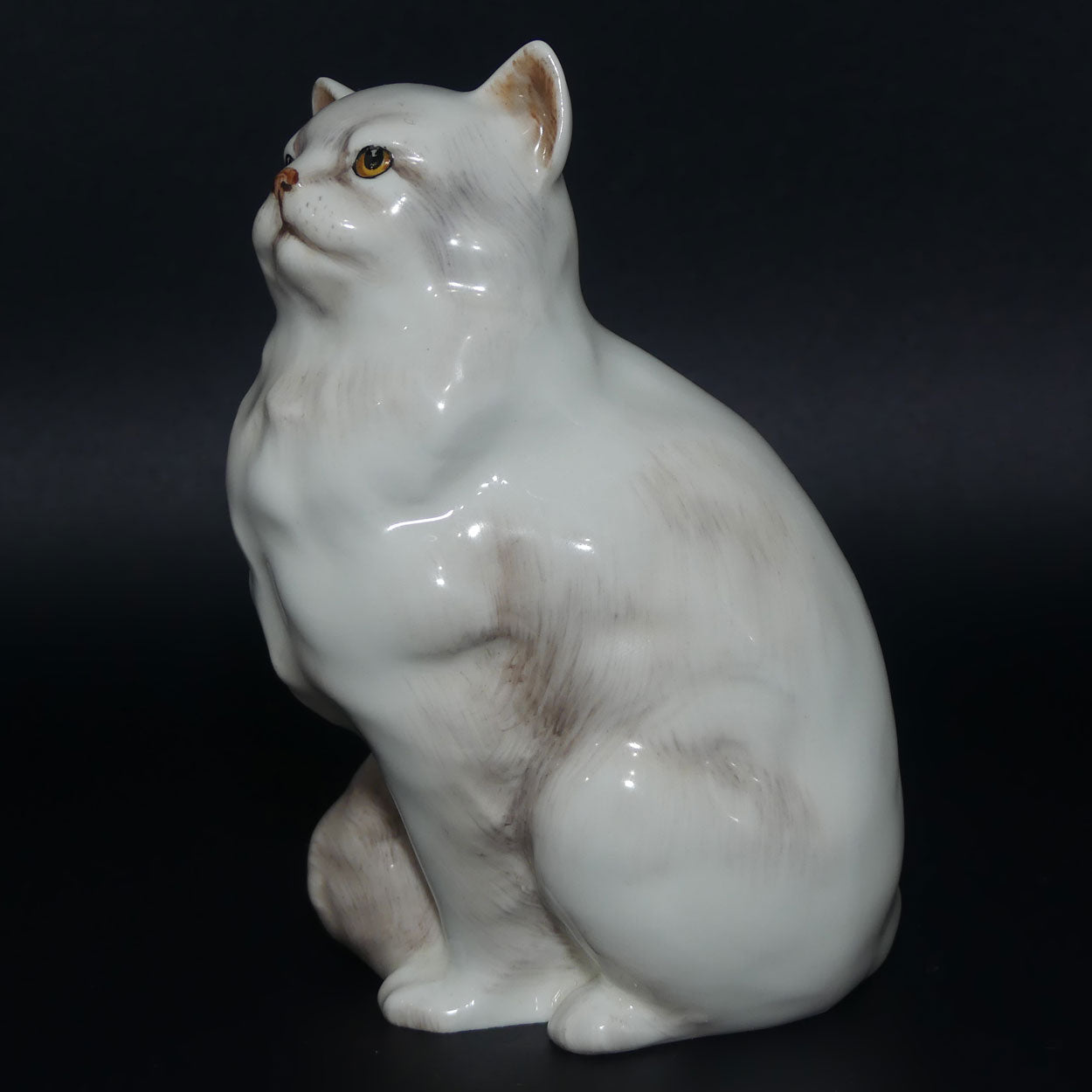 HN2539 Royal Doulton Persian Cat | White | Royal Doulton Animals
