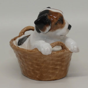 hn2587-royal-doulton-terrier-sitting-in-basket