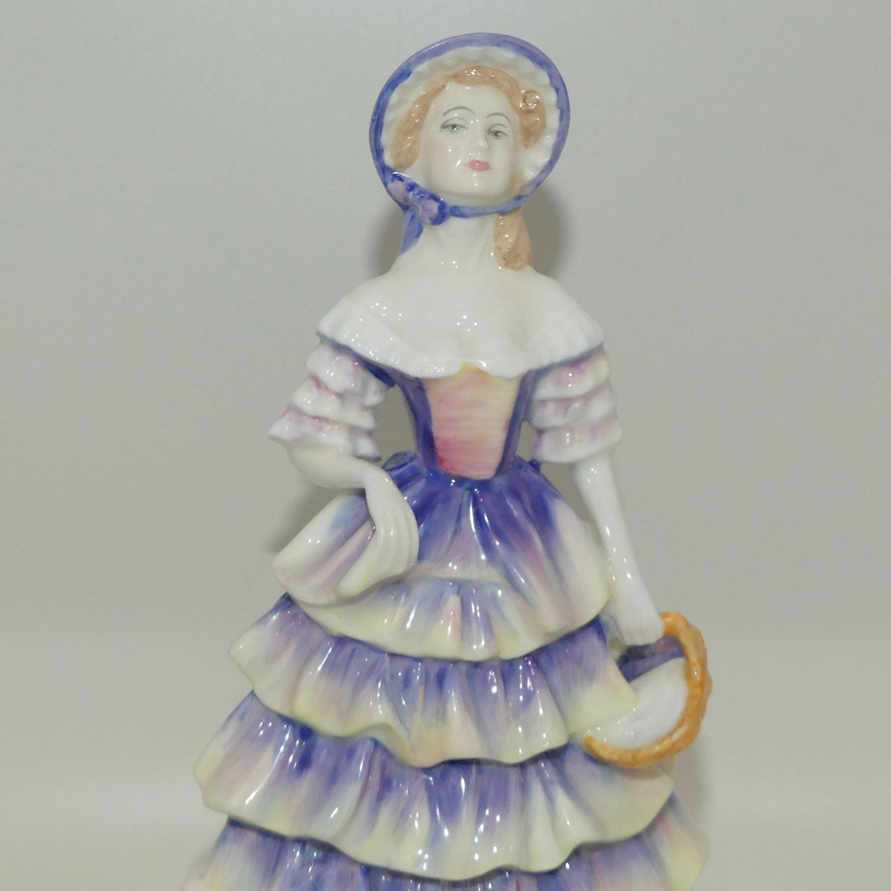 hn2743-royal-doulton-figure-meg-2