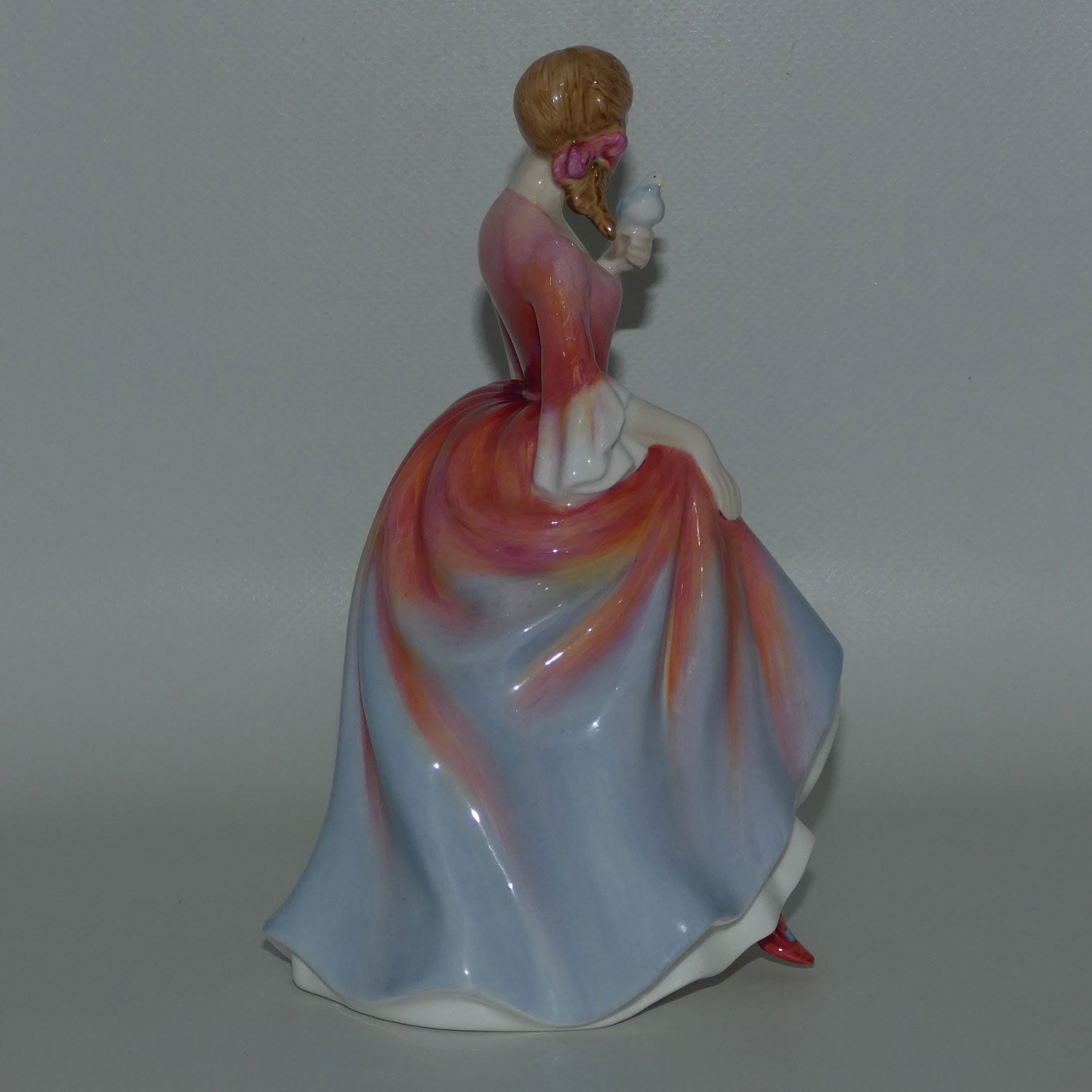 hn2804-royal-doulton-figure-nicola-red-blue