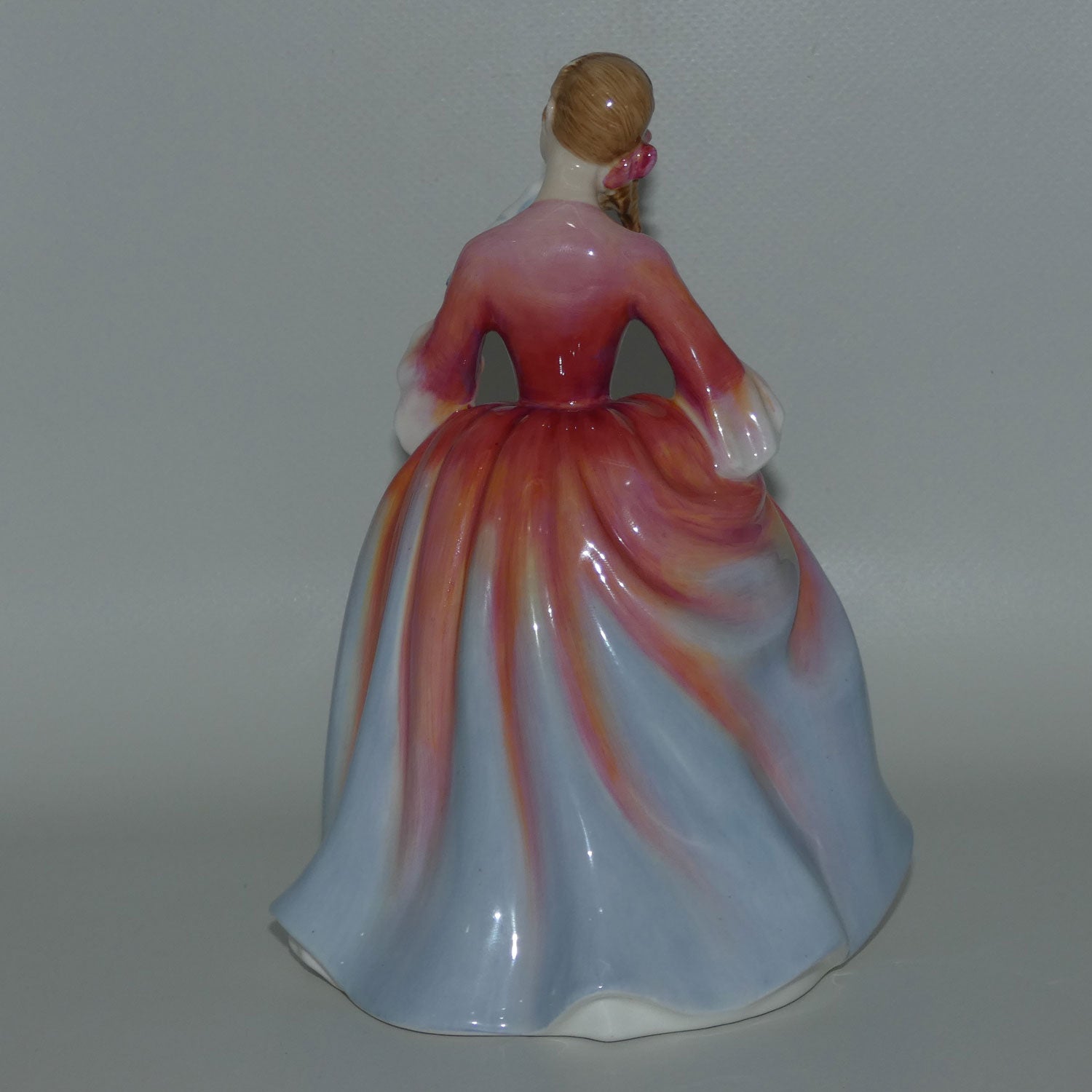 hn2804-royal-doulton-figure-nicola-red-blue