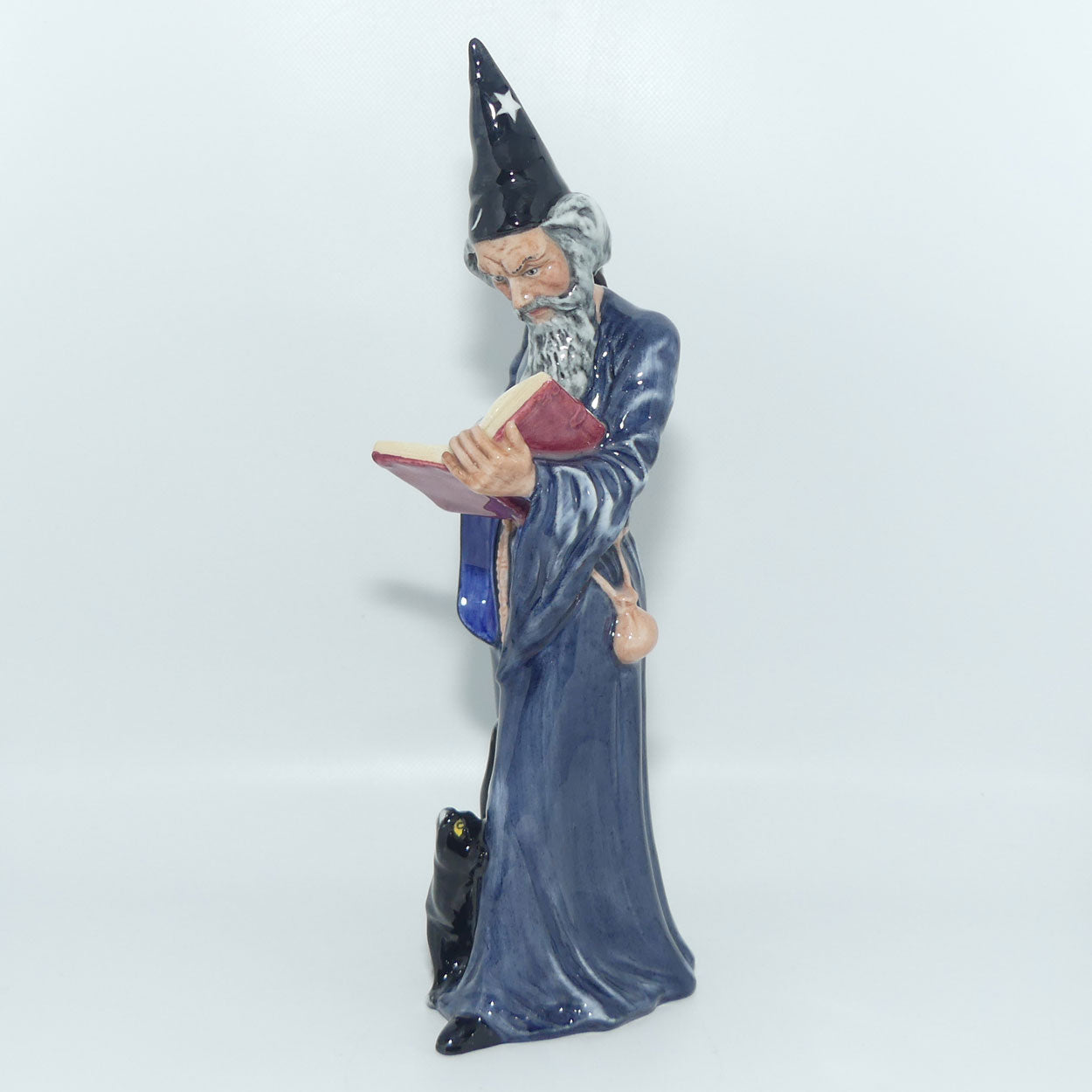 HN2877 Royal Doulton figure The Wizard | later stamp
