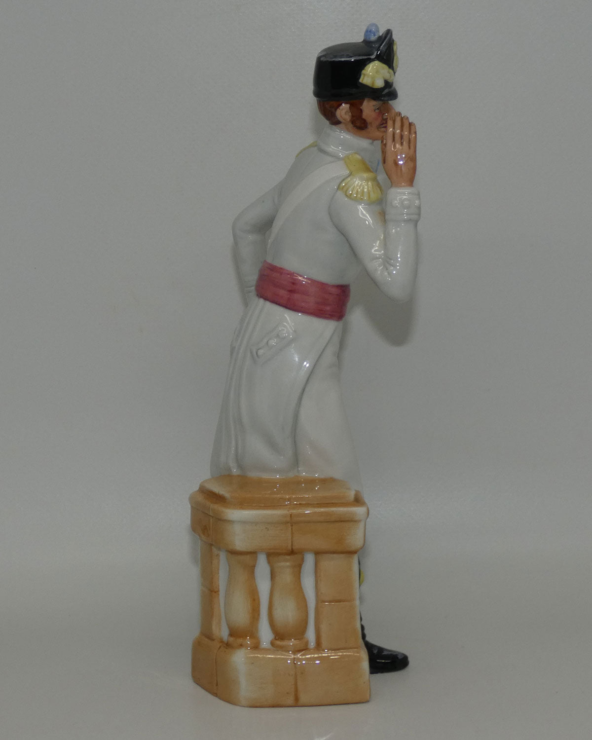 hn2895-royal-doulton-figure-morning-maam