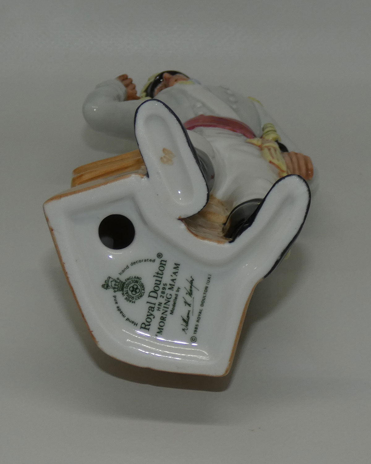 hn2895-royal-doulton-figure-morning-maam