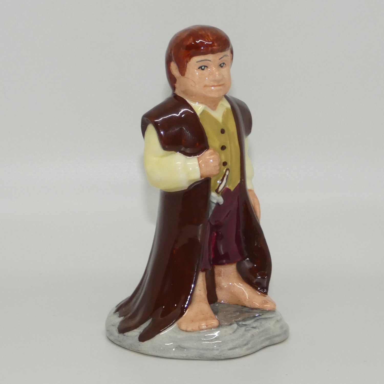 hn2914-royal-doulton-figure-bilbo