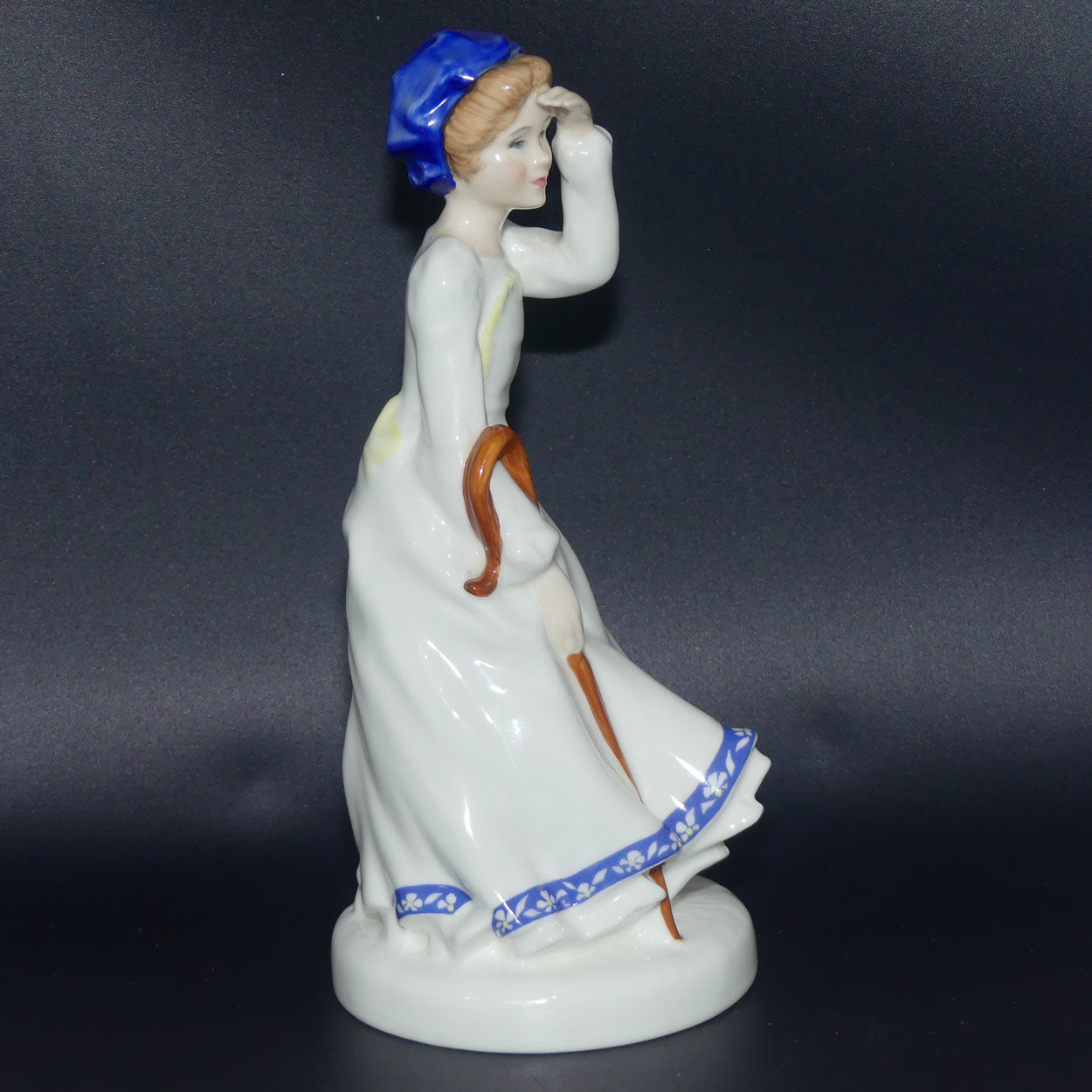 HN3030 Royal Doulton figure Little Bo Peep