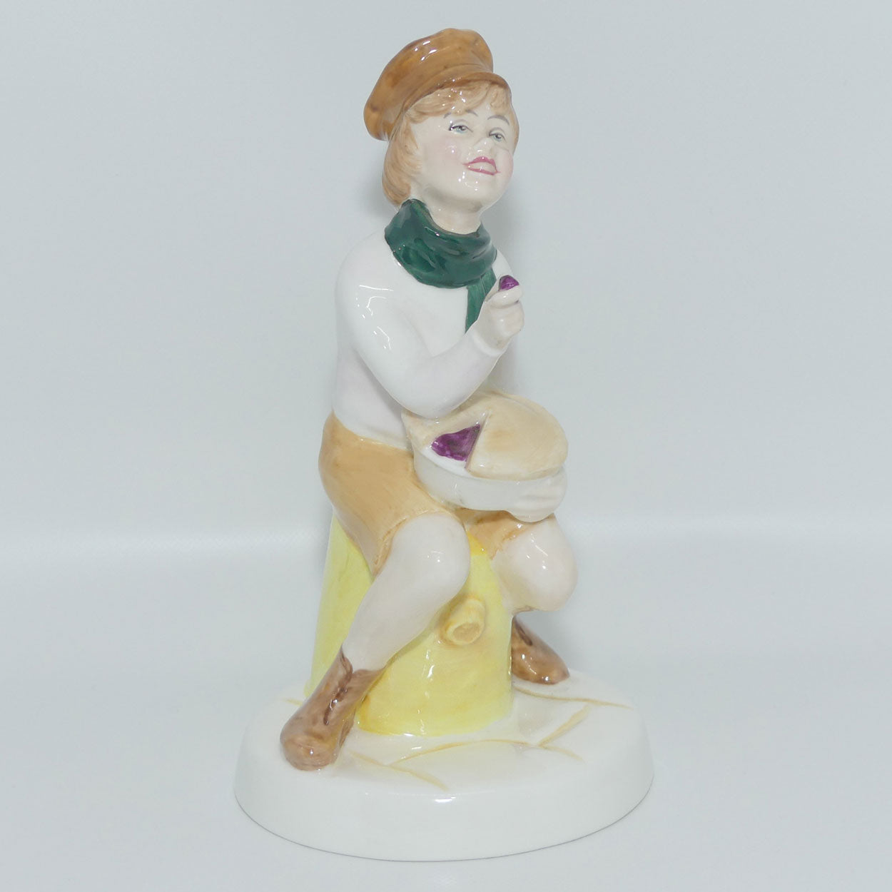 HN3034 Royal Doulton figure Little Jack Horner | Nursery Rhyme series