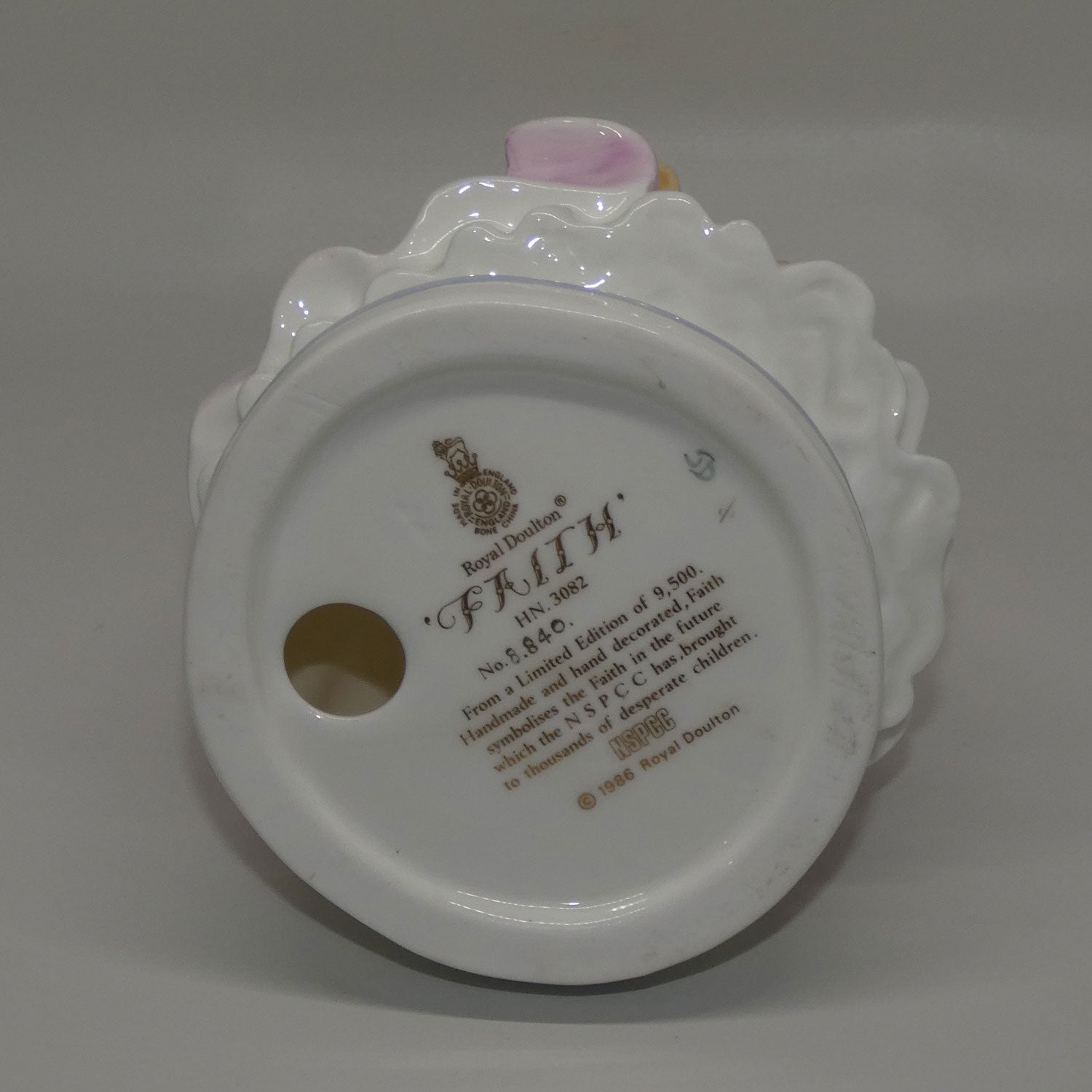 hn3082-royal-doulton-figure-faith