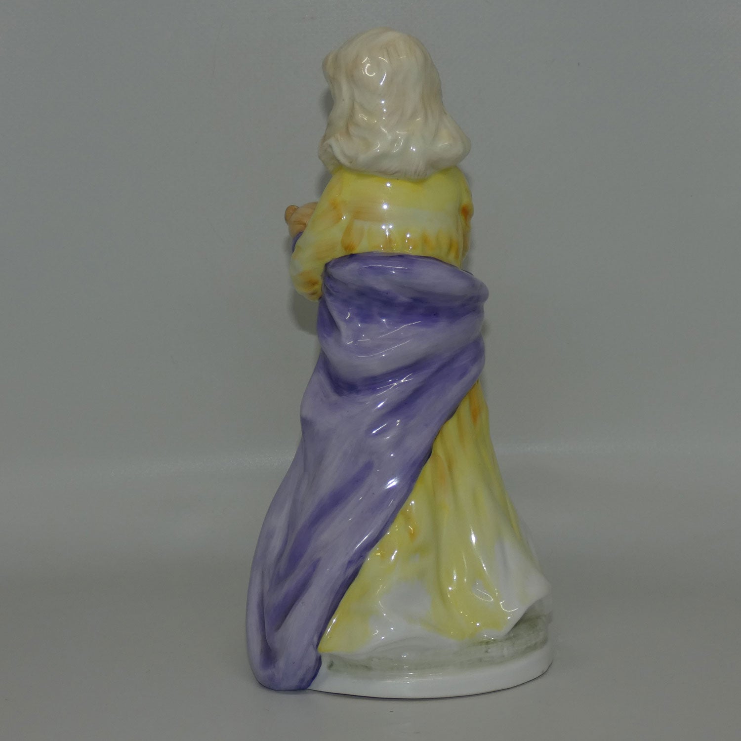 hn3087-royal-doulton-figure-charity