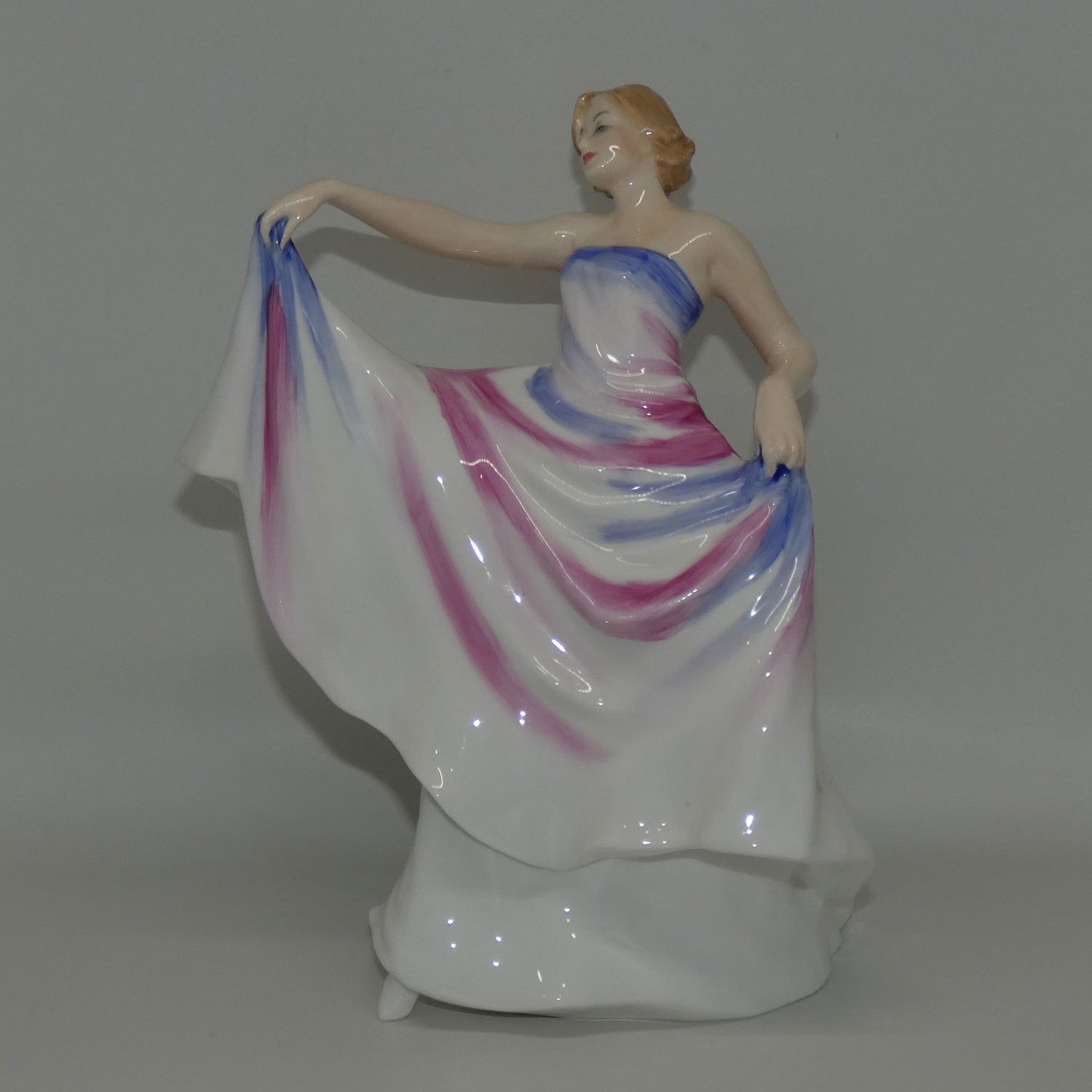 hn3201-royal-doulton-figure-liberty