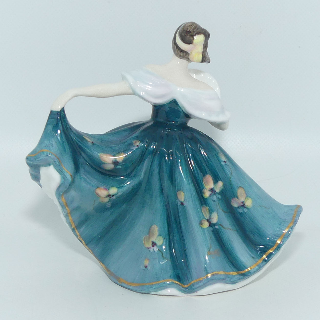 HN3247 Royal Doulton miniature figure Elaine | Teal 