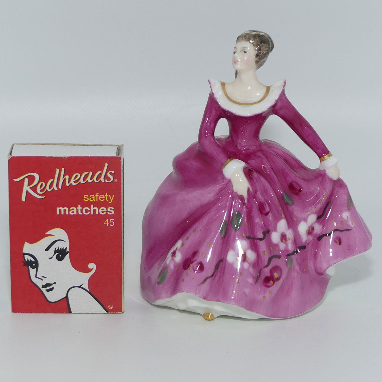 HN3250 Royal Doulton figure Fragrance | Miniature Figurines
