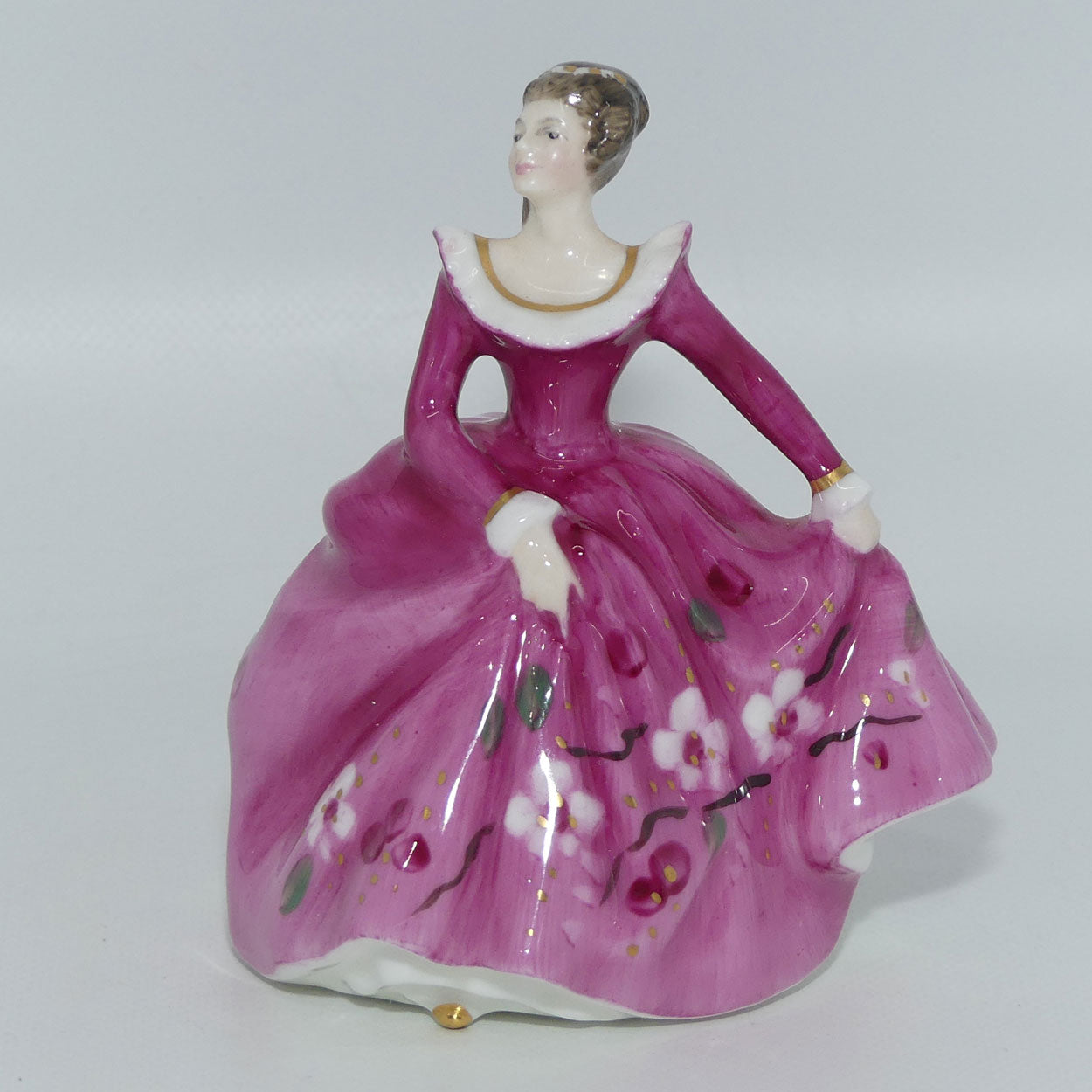 HN3250 Royal Doulton figure Fragrance | Miniature Figurines