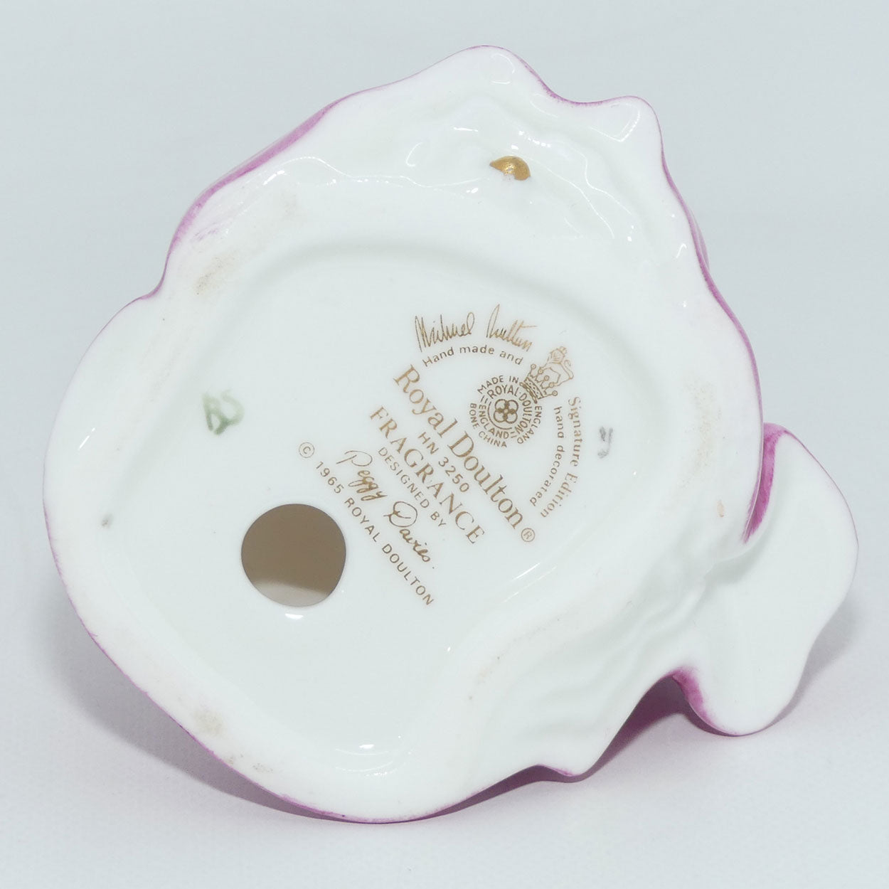 HN3250 Royal Doulton figure Fragrance | Miniature Figurines