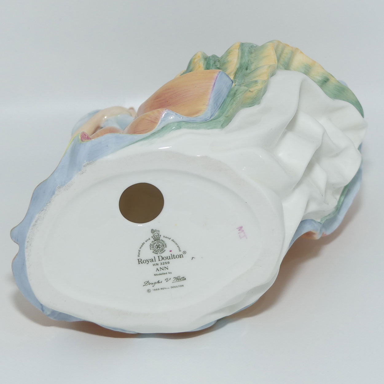 HN3259 Royal Doulton figurine Ann