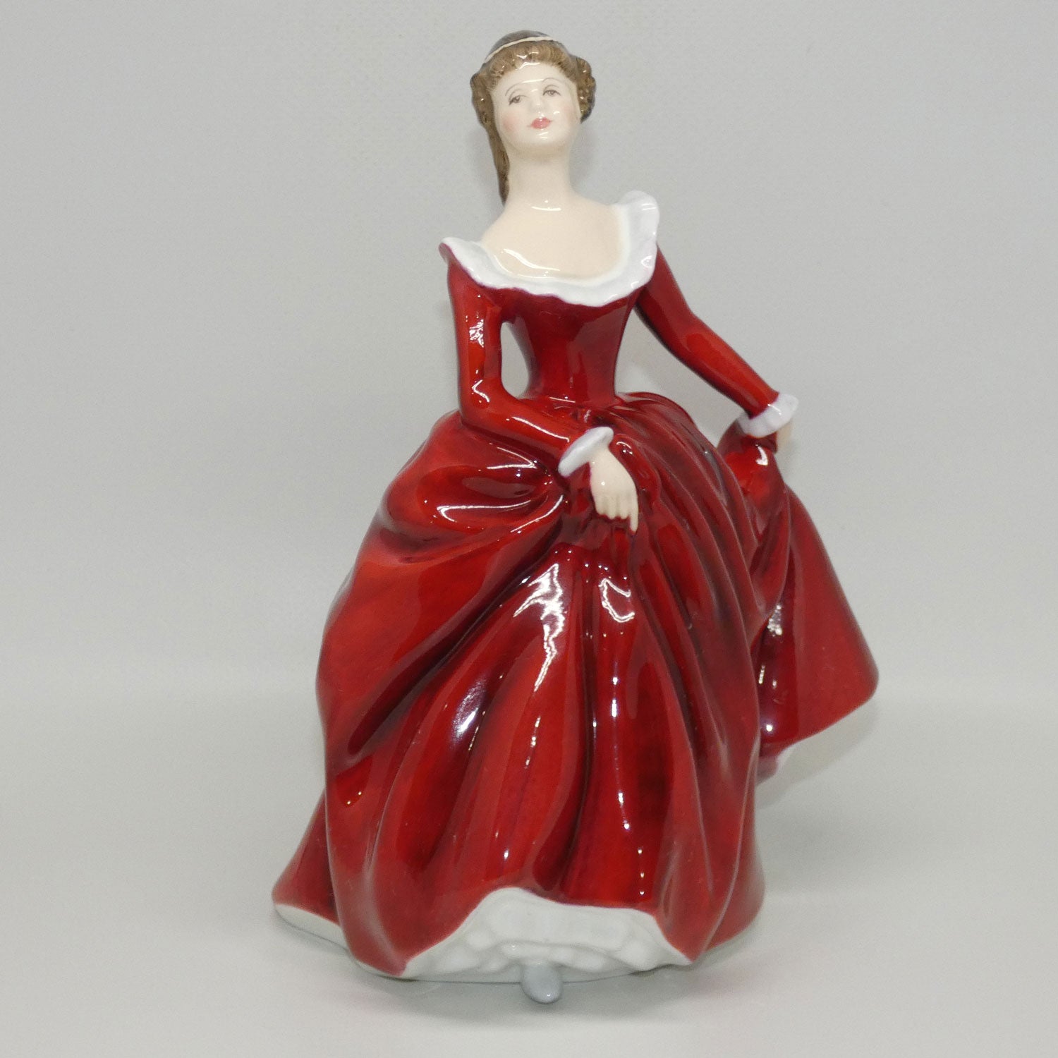 HN3311 Royal Doulton figure Fragrance | Michael Doulton Figurines