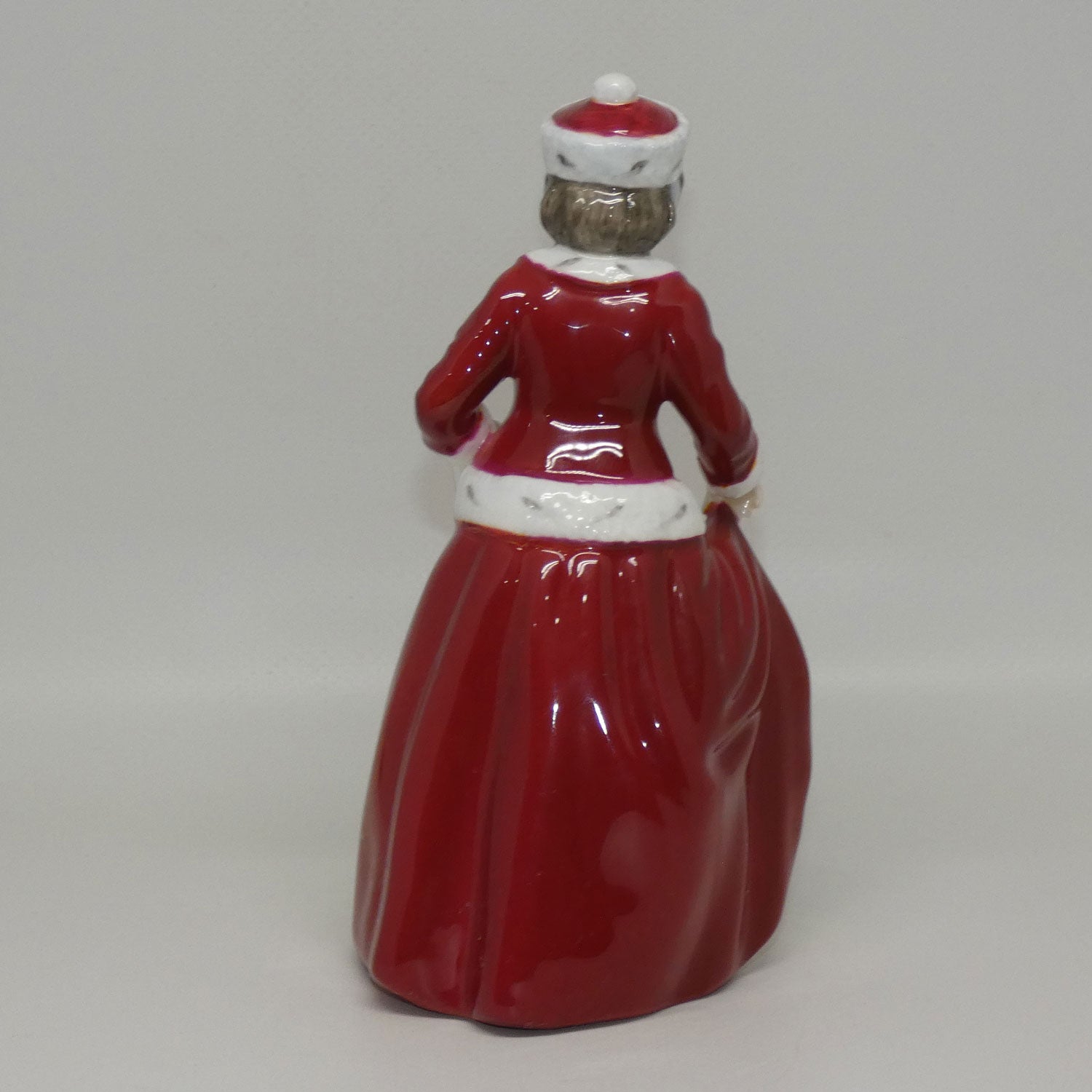 hn3426-royal-doulton-figure-best-wishes