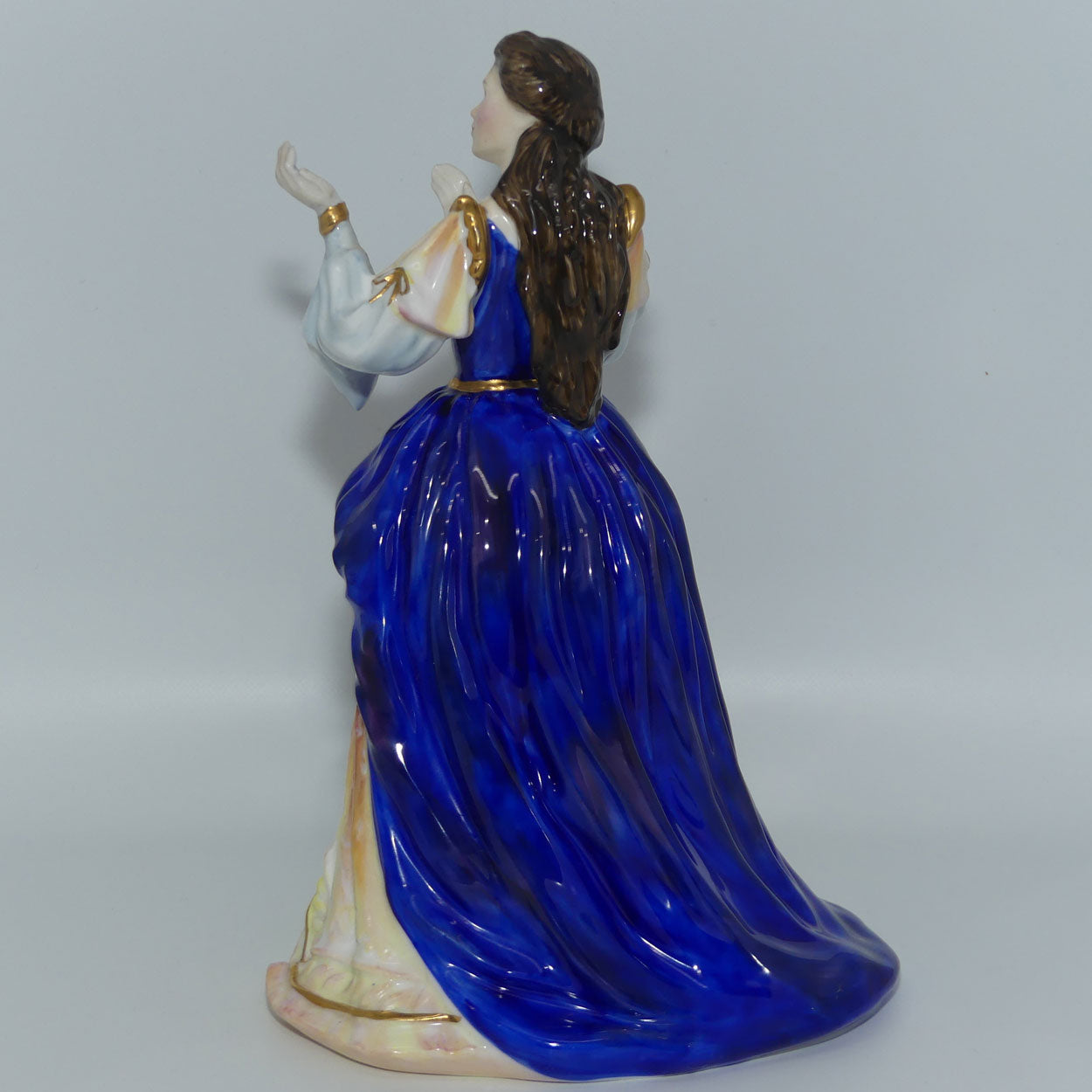 HN3676 Royal Doulton figurine Desdemona | Shakespearean Ladies