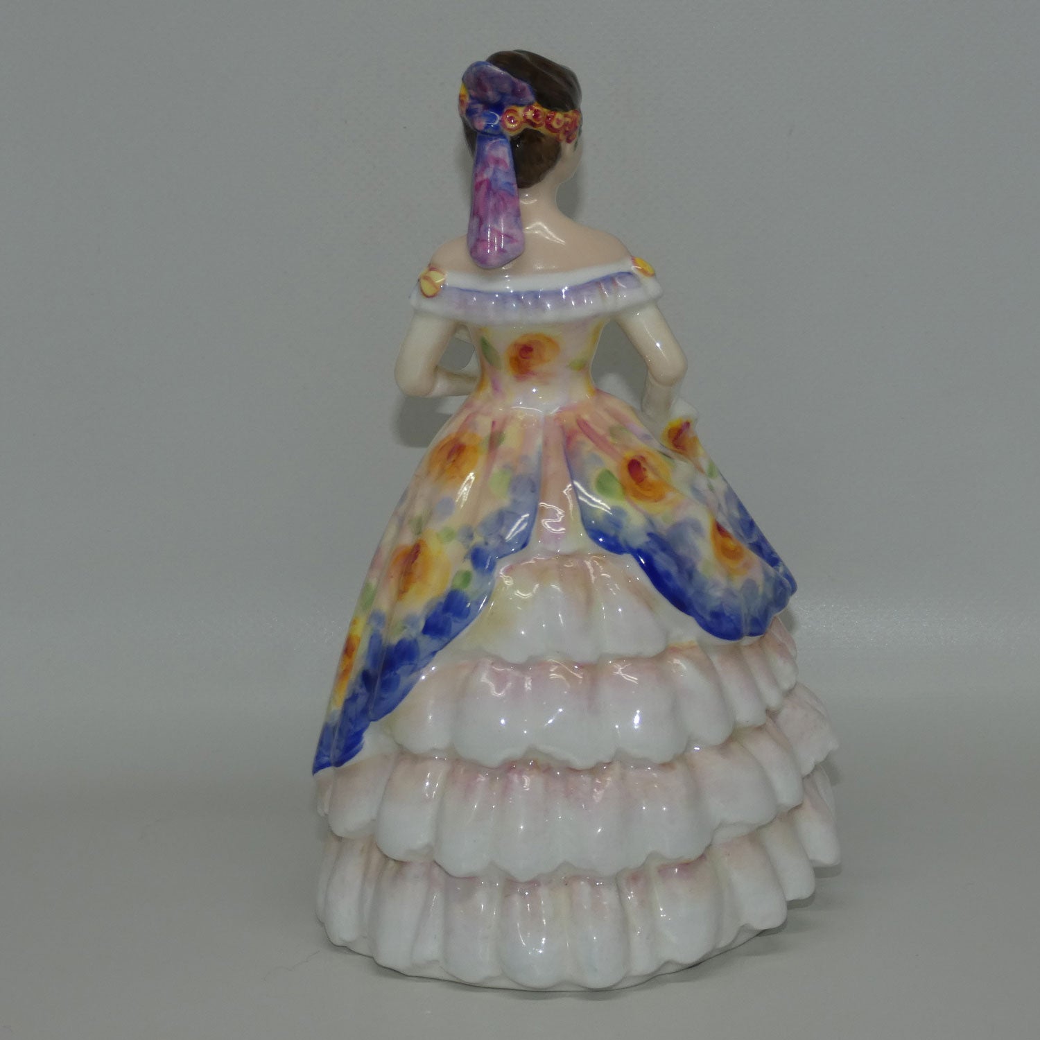 hn3698-royal-doulton-figure-rosemary