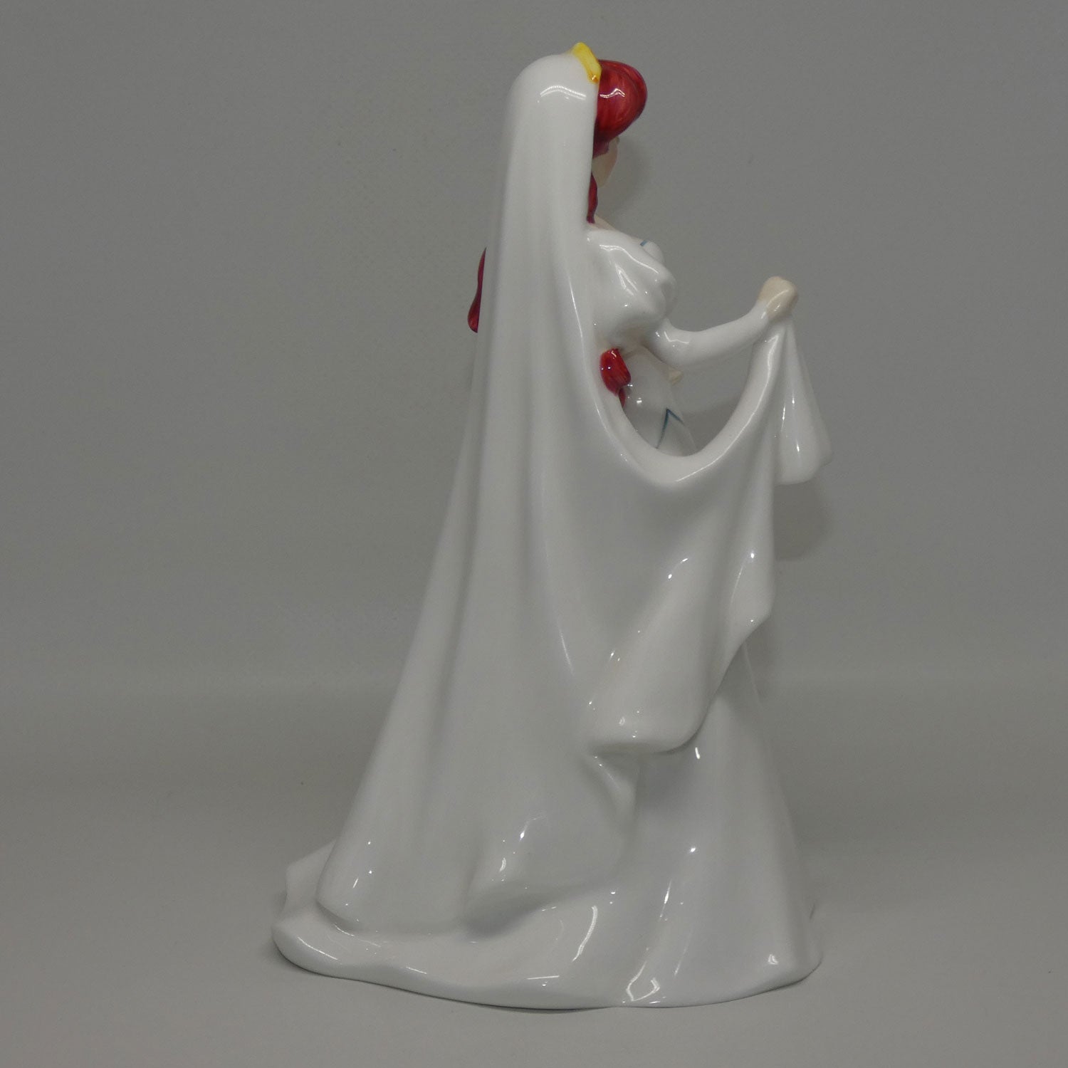 hn3831-royal-doulton-figure-ariel