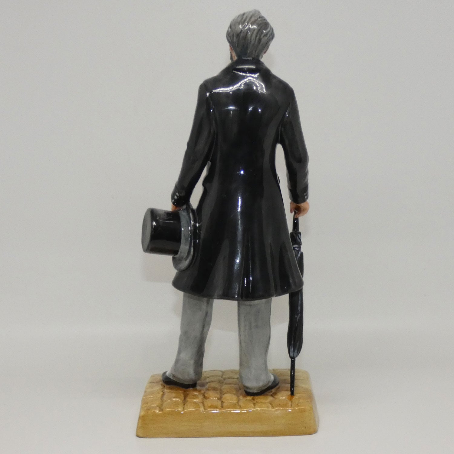 hn3891-royal-doulton-figure-sir-henry-doulton