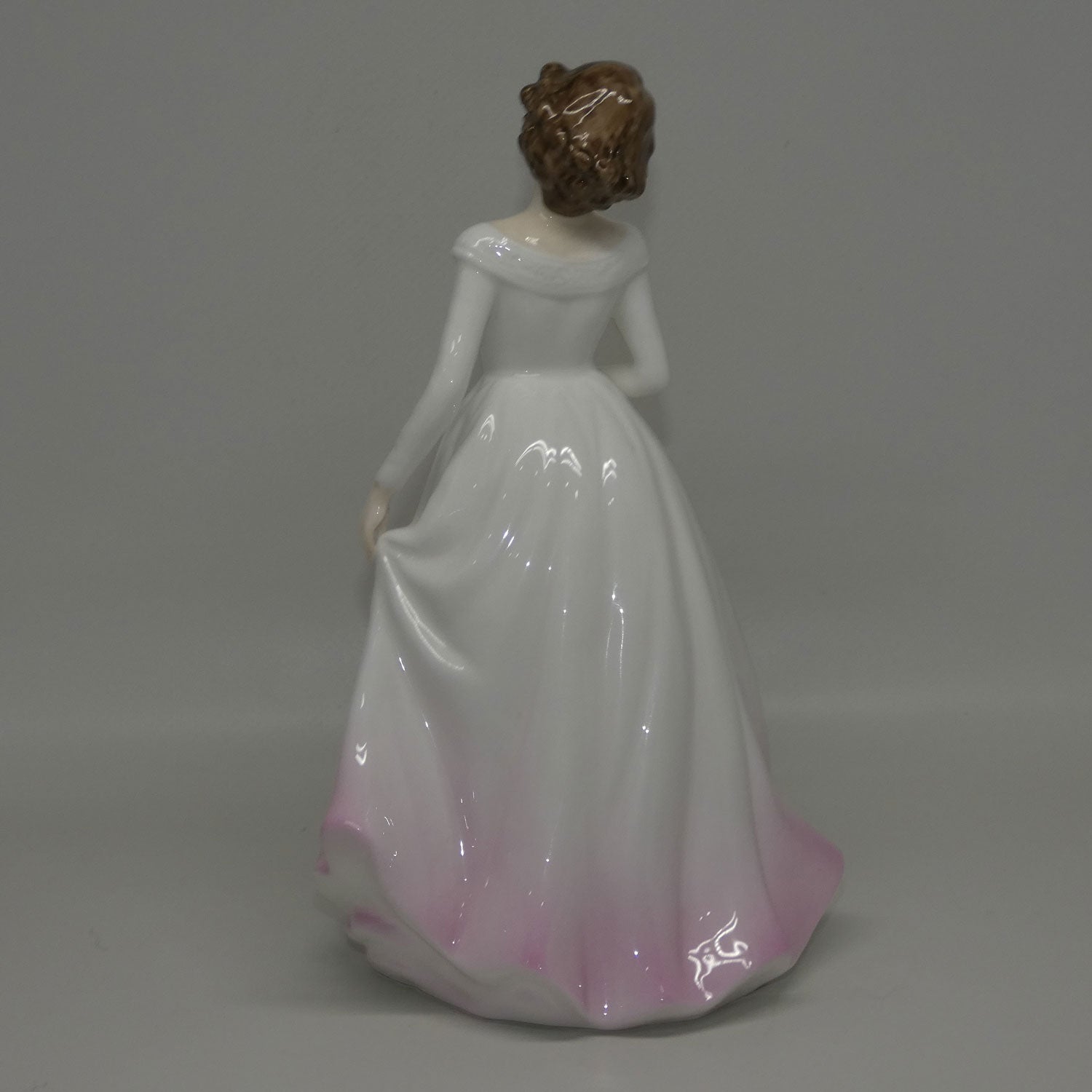 hn4127-royal-doulton-figure-jasmine