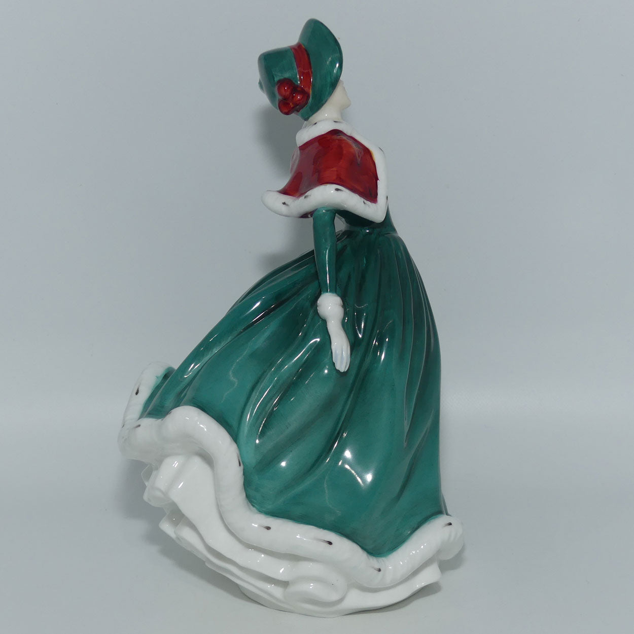 hn4315-royal-doulton-figure-christmas-day-2001