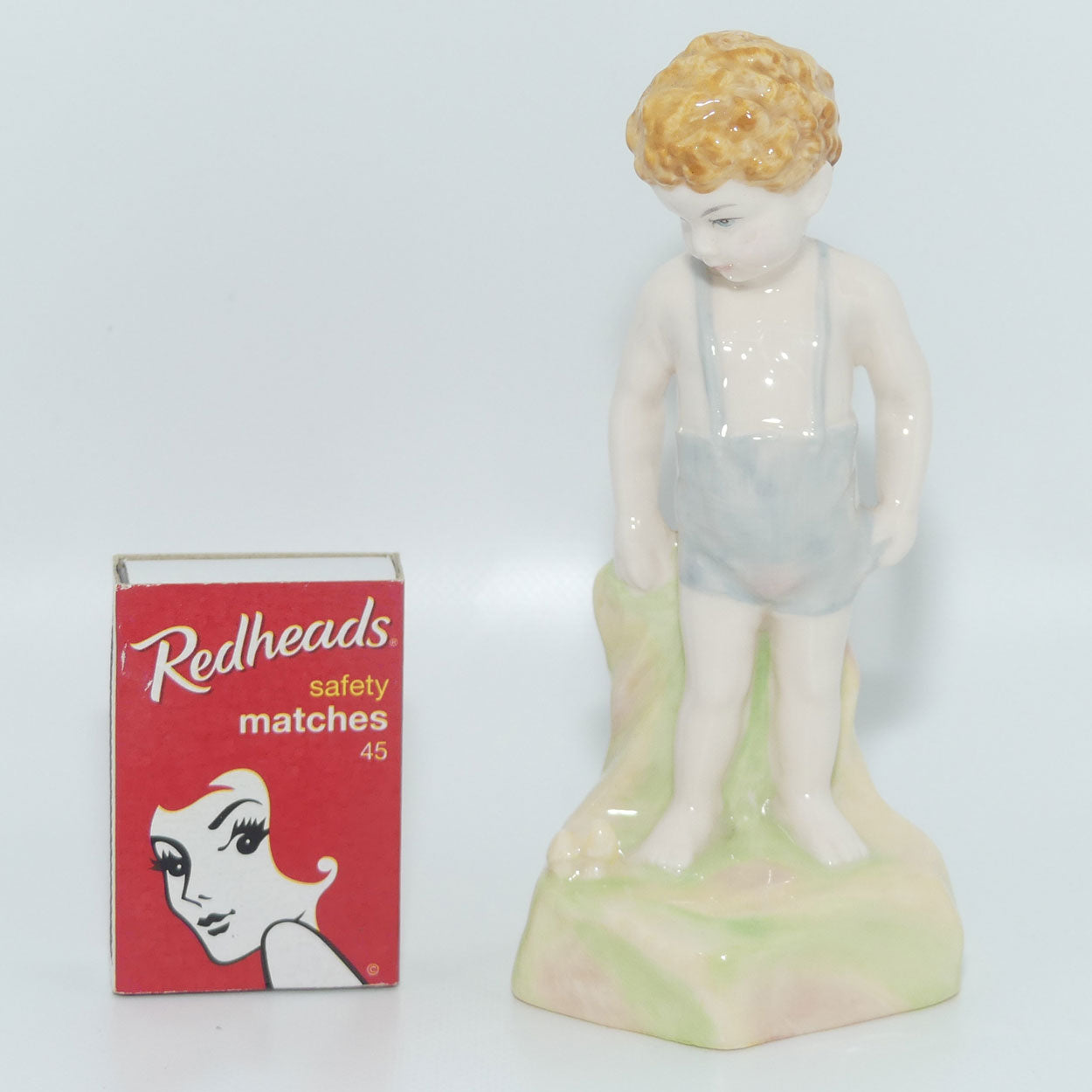 HN4429 Royal Doulton figure Do You Wonder Where the Fairies Are ...