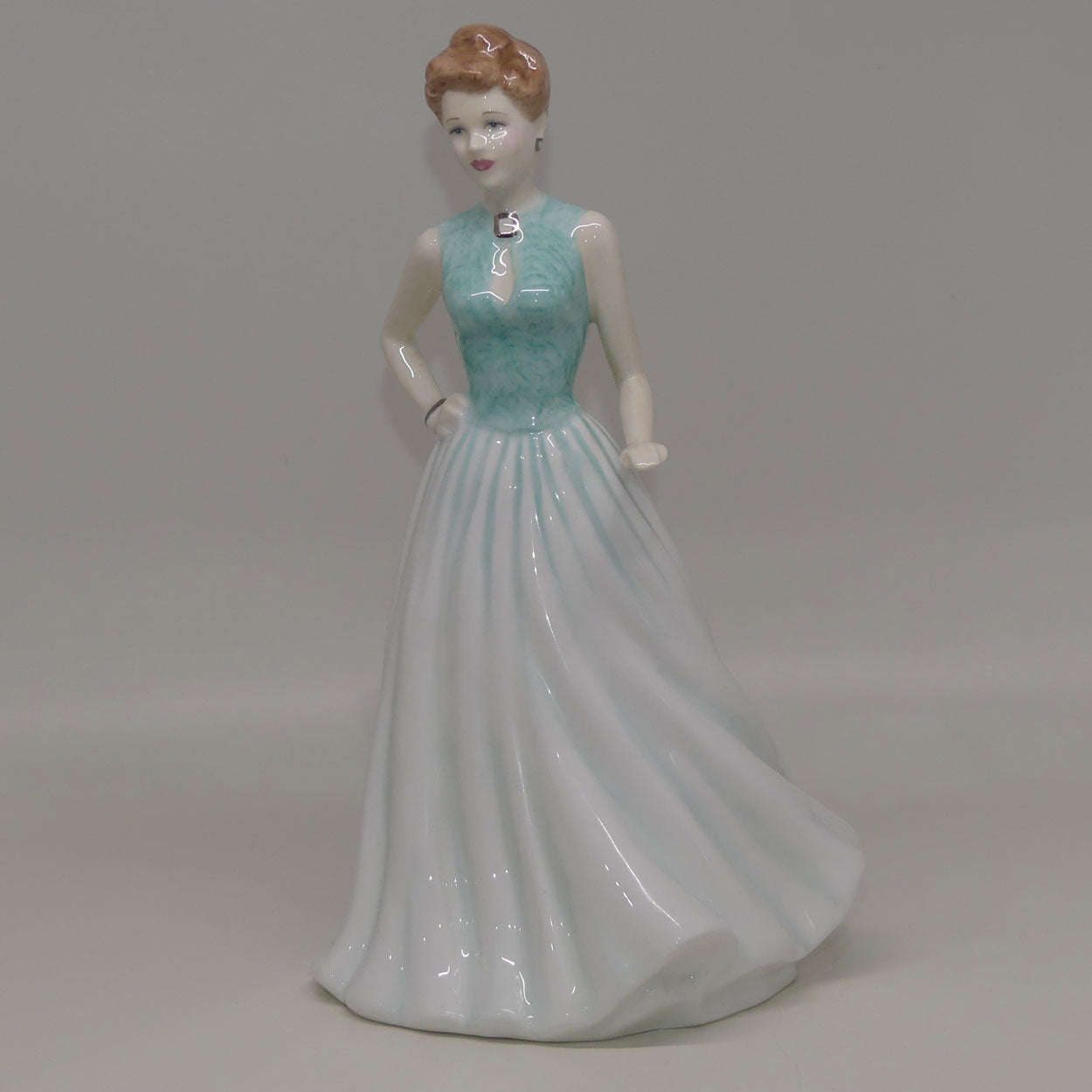 hn4522-royal-doulton-figure-anne-marie