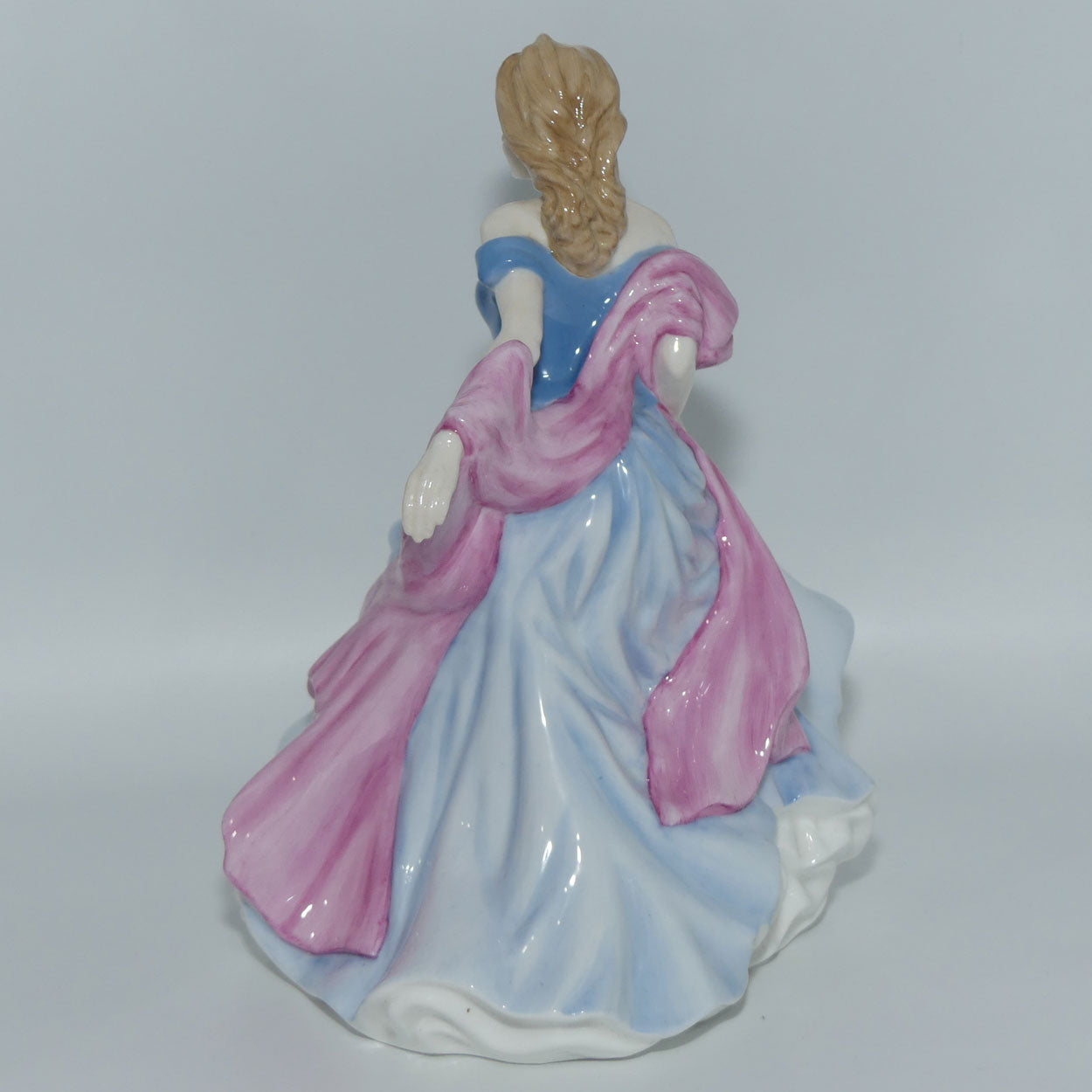 HN4553 Royal Doulton figure The Dance