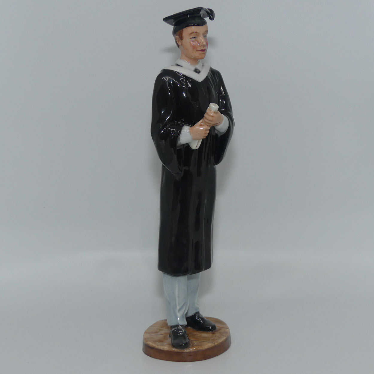 HN5038 Royal Doulton figure Graduation | Male | Prestige | #2