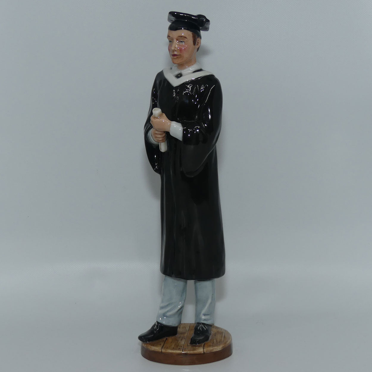 HN5038 Royal Doulton figure Graduation | Male | Prestige | #2