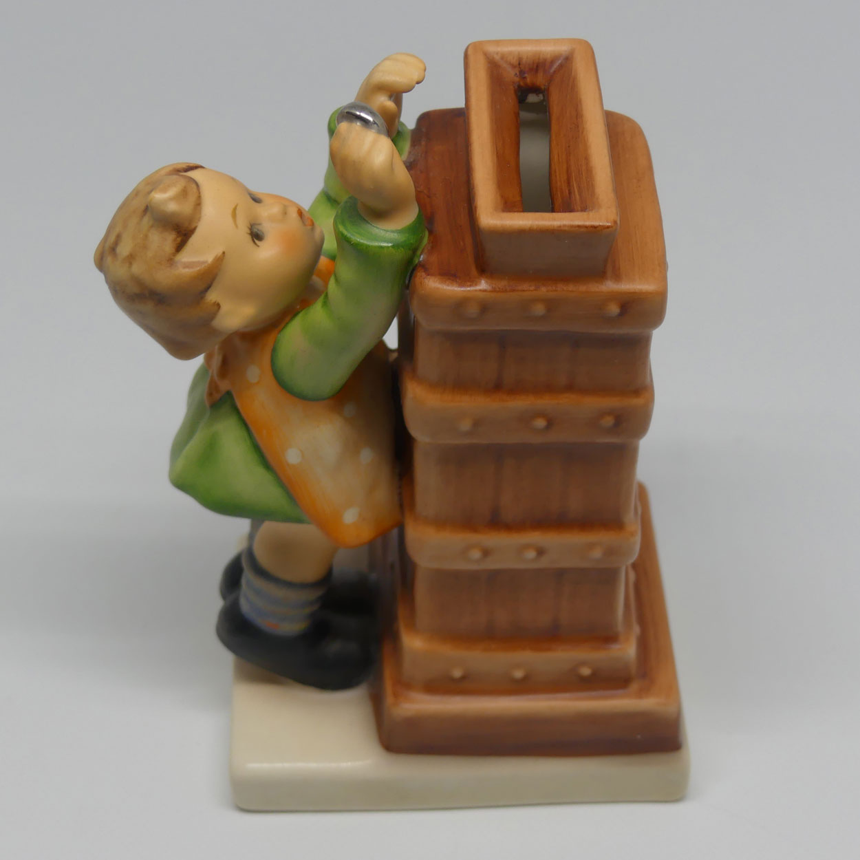 hum118-mi-hummel-figure-little-thrifty-money-box-tmk6